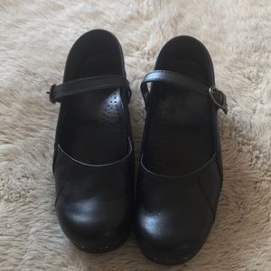 Mary Jane Dansko size 39